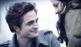 暮光之城h版在线观看,血族传说，在线惊悚之旅